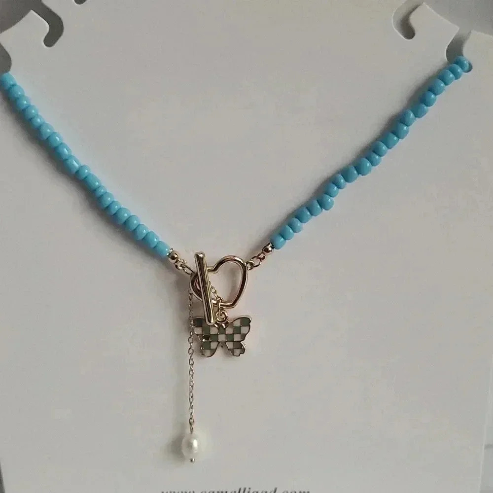 Fashion short necklace